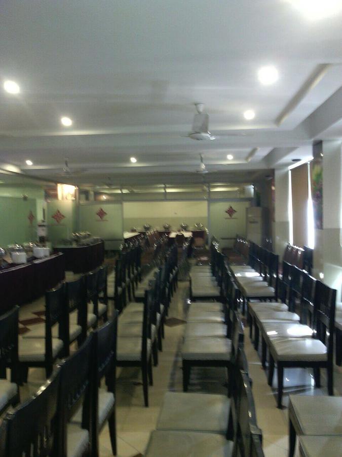 Hotel Multan Continental Buitenkant foto