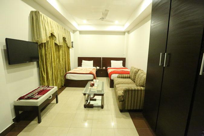 Hotel Multan Continental Buitenkant foto